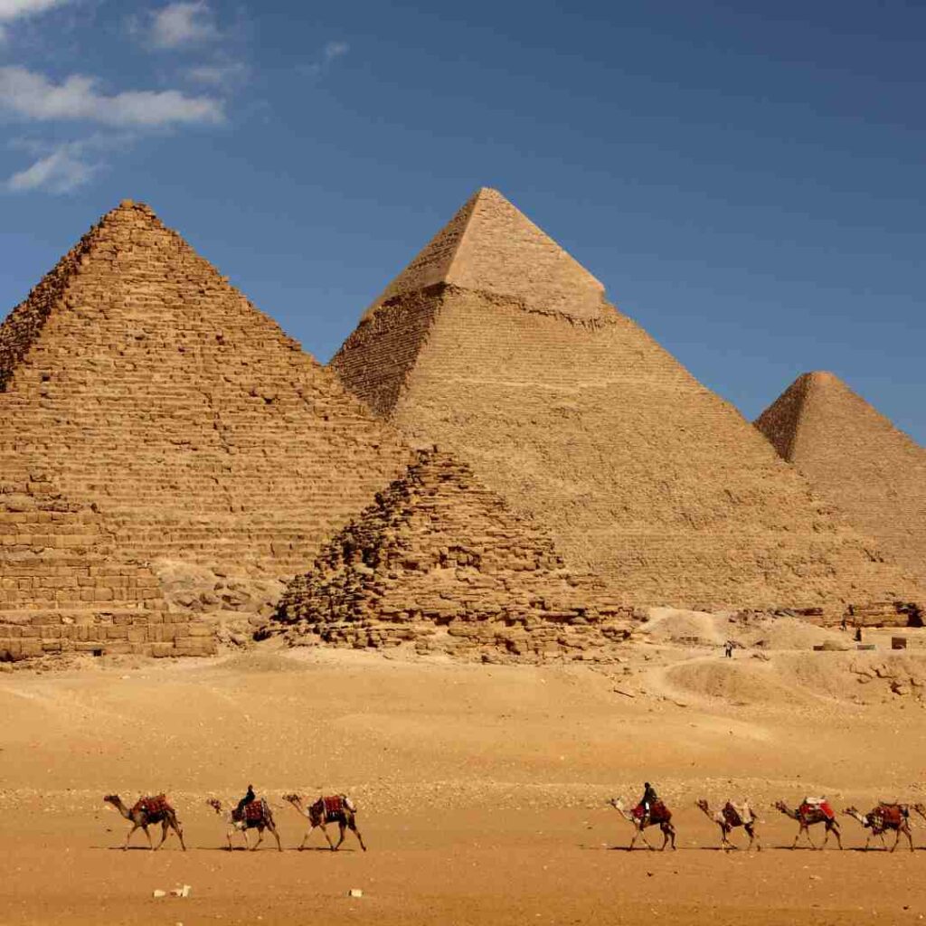 pyramids day tour